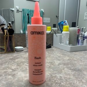 🆕 Amika Flash Instant Shine Gloss Mask